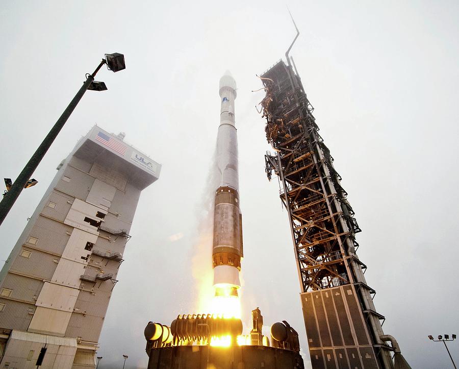 Atlas V Rocket Launch #1 Photograph by National Reconnaissance Office