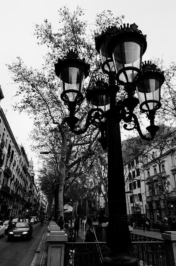 Black And White Photograph - Barcelona - La Rambla BW by AM FineArtPrints