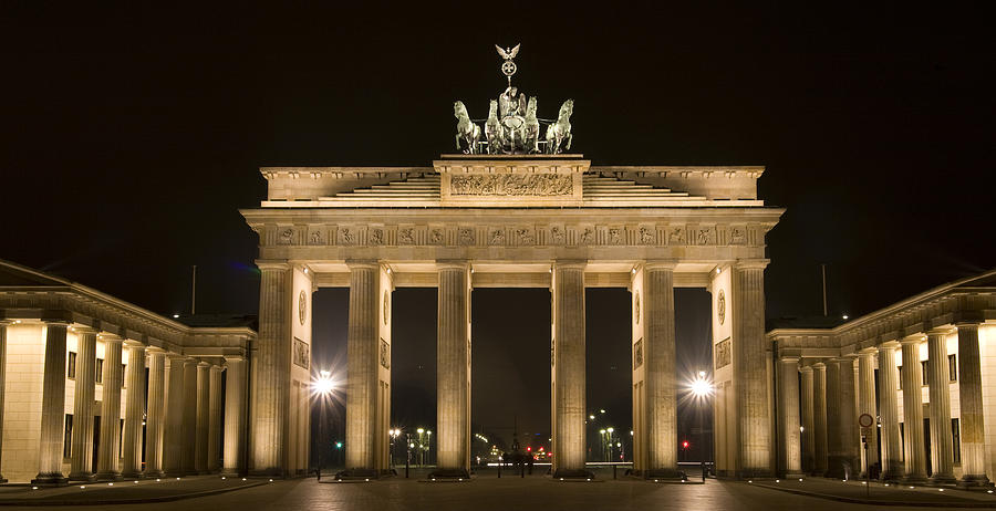 Berlin Photograph - Berlin Brandenburg Gate #1 by Frank Tschakert
