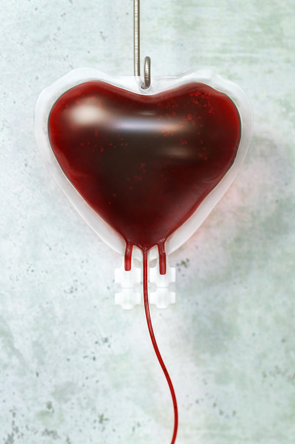 Blood bag in shape of a heart Drawing by Maciej Frolow