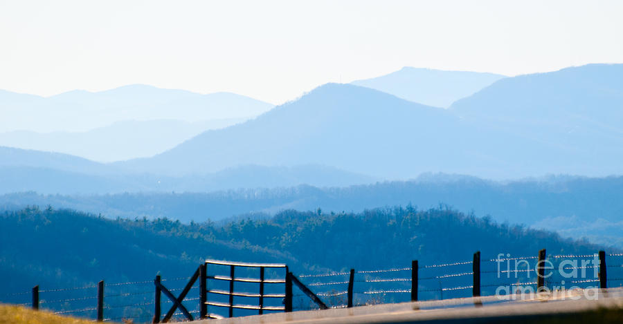 Blue Ridge Mountains #1 Photograph by Les Palenik