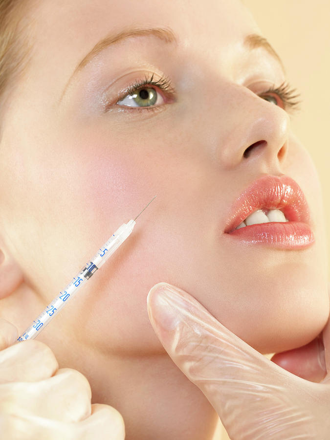 Botox Treatment #1 Photograph by Kate Jacobs/science Photo Library