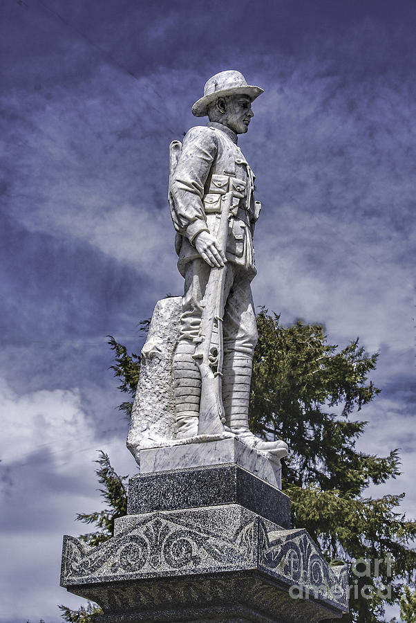 Braidwood  War Memorial #1 Digital Art by Fran Woods