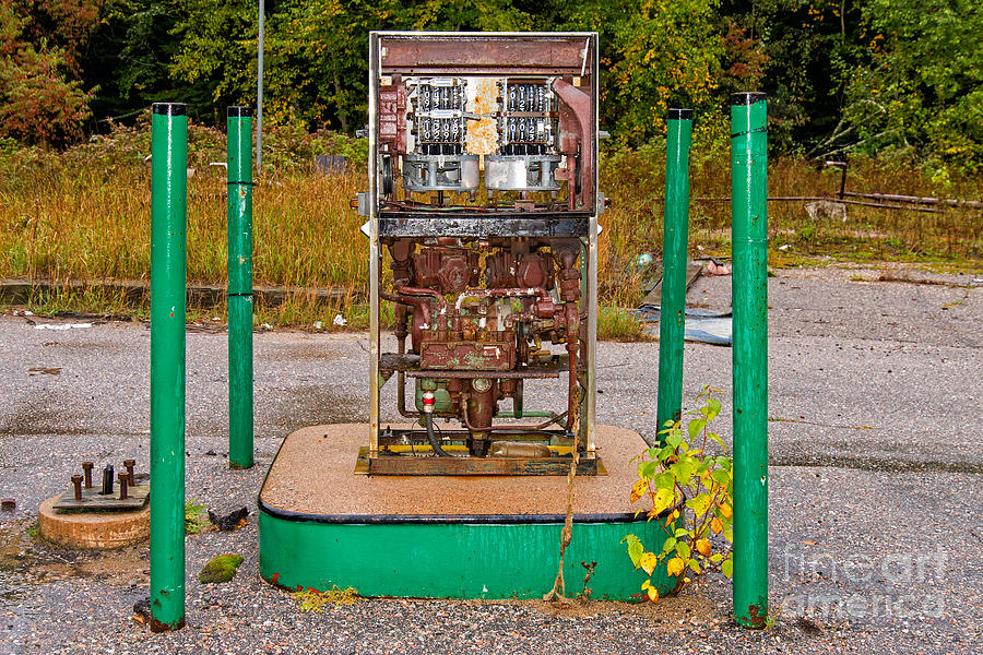 Broken and abandoned fuel pump #1 Photograph by Les Palenik