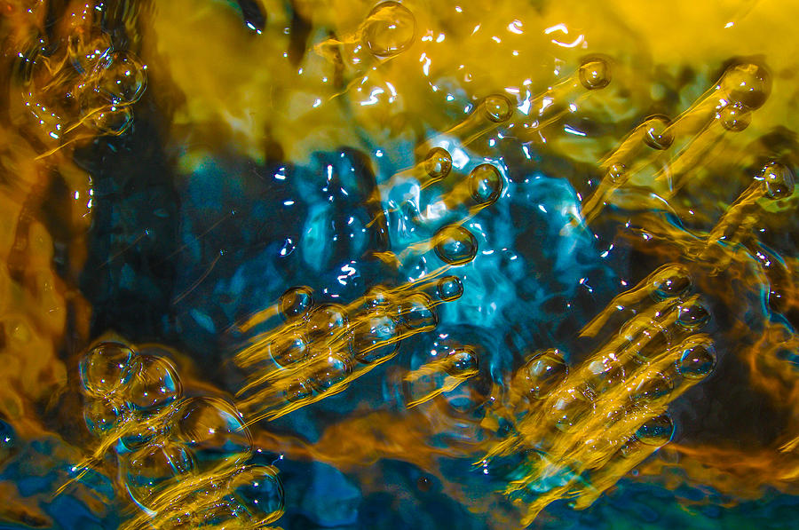 Bubble Water Art #1 Photograph by Gerald Kloss