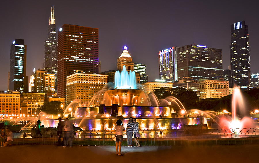 Buckingham Fountain #1 Photograph by Frozen in Time Fine Art Photography
