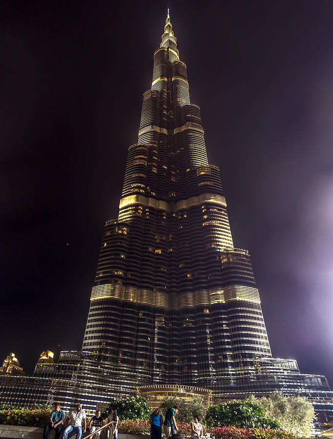 Burj Khalifa Tower Photograph by Lik Batonboot - Fine Art America