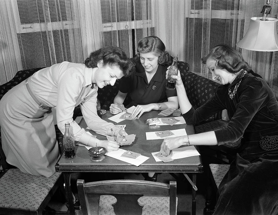 Card Game, 1941 #1 Photograph by Granger