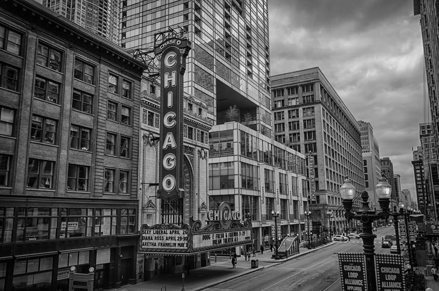 Chicago Theater Photograph by Mike Burgquist - Fine Art America