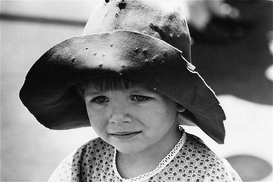 Child With Floppy Hat La Parada De Los Ninos Tucson Arizona 1969 #1 Photograph by David Lee Guss