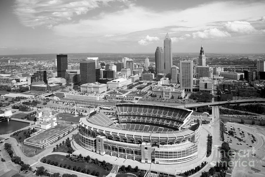 131,747 Cleveland Browns Stadium Photos & High Res Pictures - Getty Images