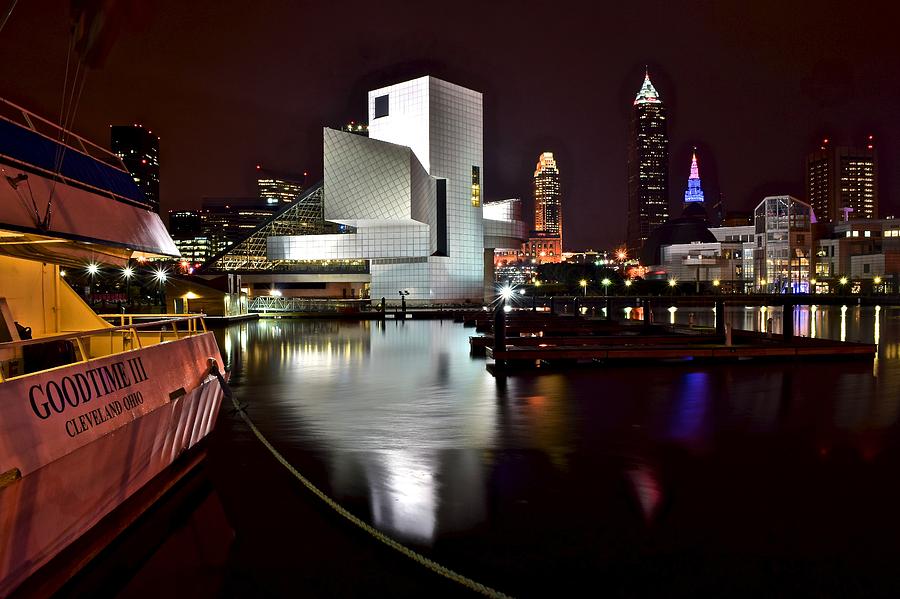 Cleveland Lakefront Photograph By Frozen In Time Fine Art Photography