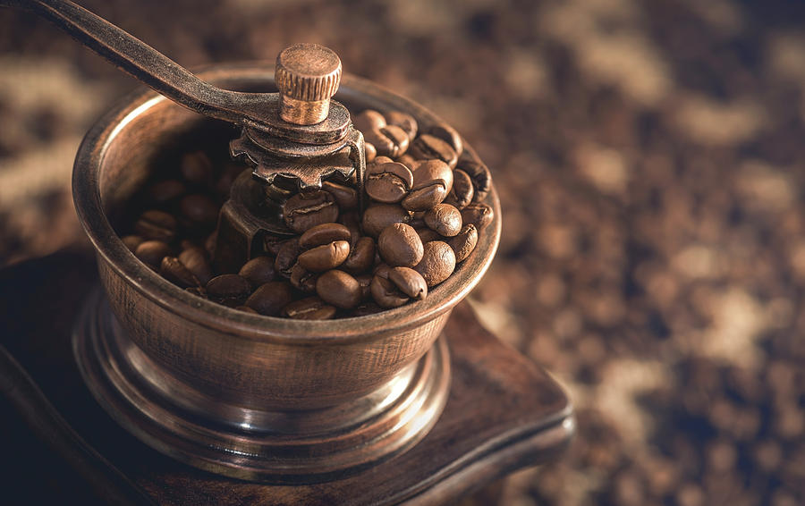 Coffee Beans And Grinder Photograph by Ktsdesign/science Photo Library
