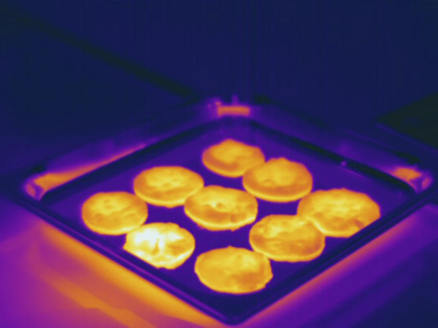 Cookies, Thermogram #1 Photograph by Science Stock Photography