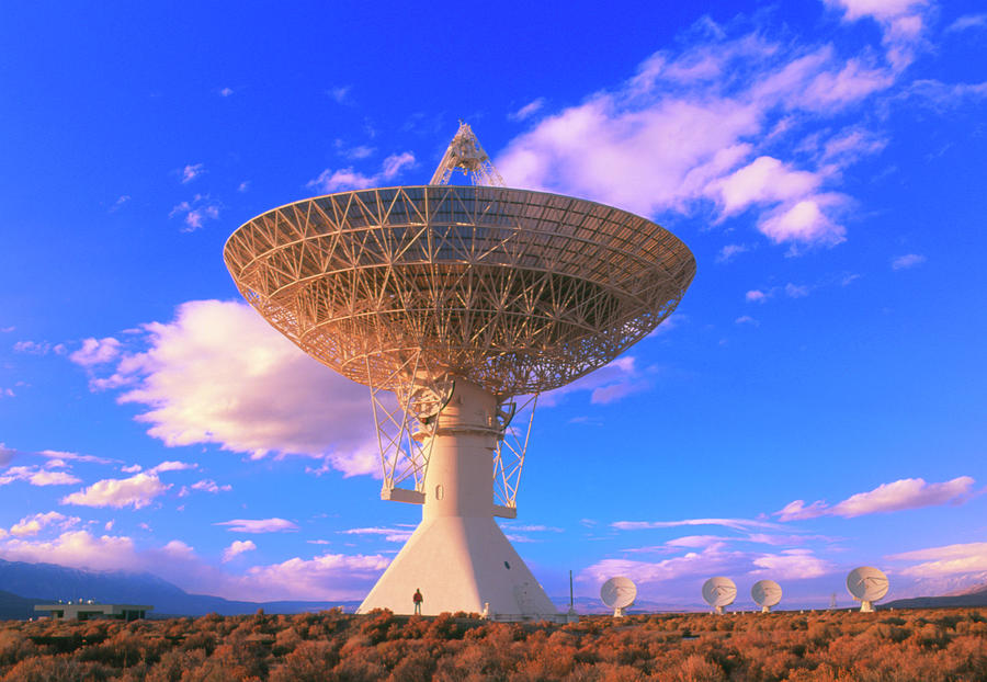 Cosmic Microwave Telescope #1 Photograph by David Nunuk/science Photo Library