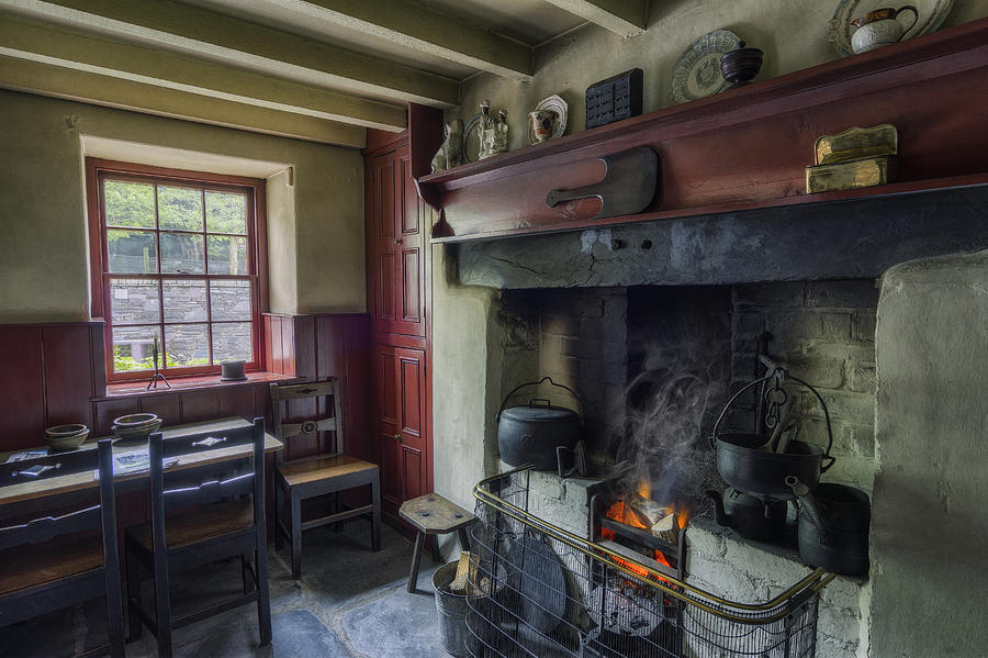 Cottage Photograph - Cosy Cottage #1 by Ian Mitchell