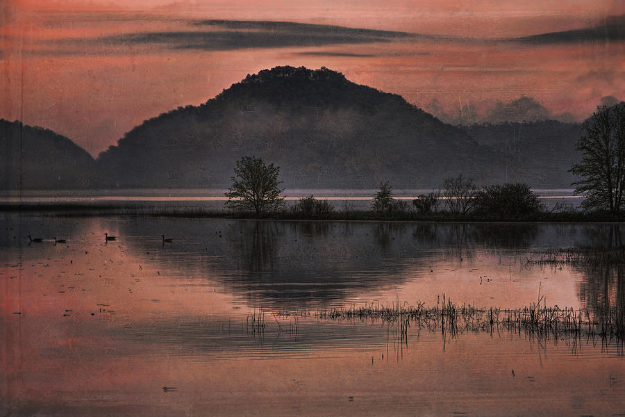 Mountain Photograph - Daybreak on the Mississippi #1 by Theo OConnor
