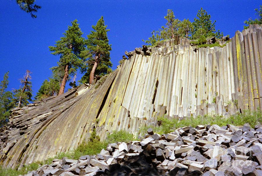 Devils Post Pile Rock Photograph by Ted Pollard - Fine Art America