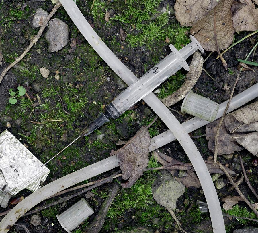 Heroin Photograph - Discarded Heroin Users Paraphernalia #1 by Robert Brook/science Photo Library