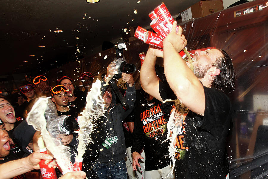 Division Series - Washington Nationals Photograph by Ezra Shaw Division Series - Washington Nationals Photograph by Ezra Shaw