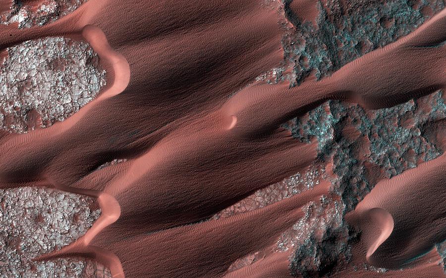 Dunes On Mars Photograph by Nasa/jpl-caltech/univeristy Of Arizona