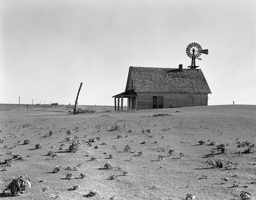 Dust Bowl, 1938 #1 Photograph by Granger