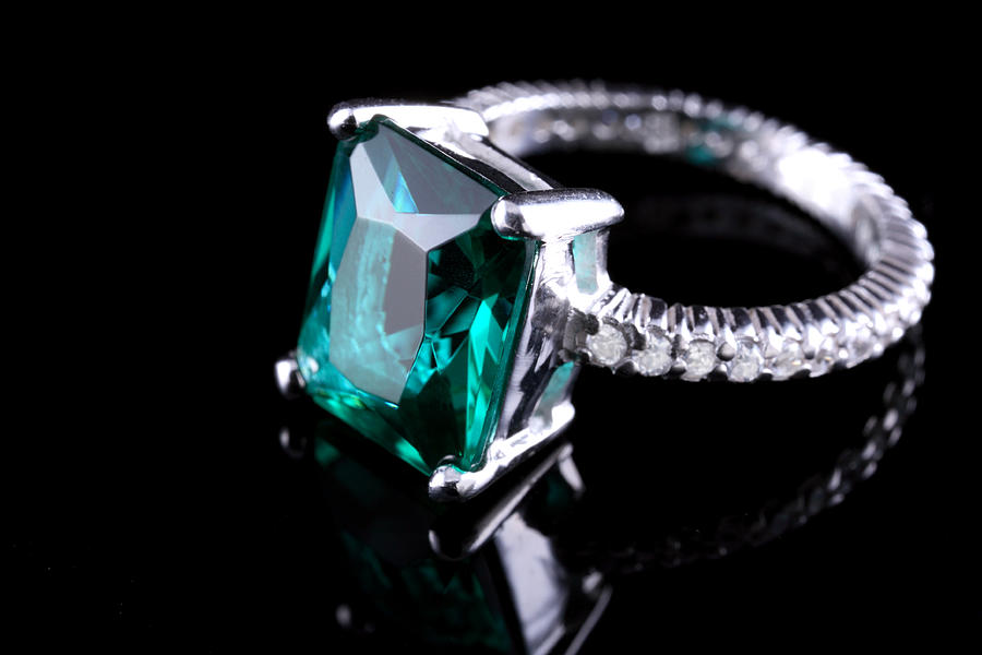 Emerald Diamond Ring #1 Photograph by ProArtWork