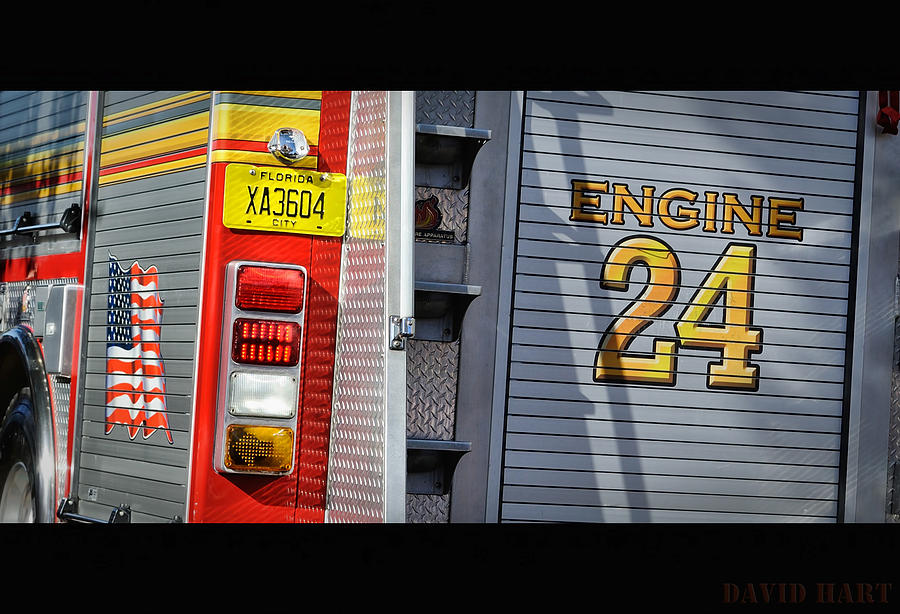 Engine 24 Photograph by David Hart
