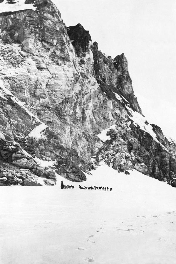 Explorer Roald Amundsen #2 Photograph by Underwood Archives