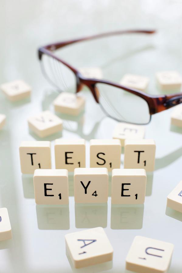 Eye Test #1 Photograph by Ian Hooton/science Photo Library