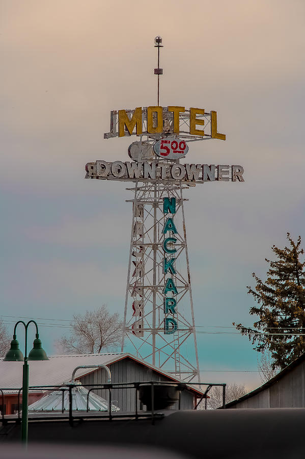 Flagstaff Motel #1 Photograph by Steven Lapkin