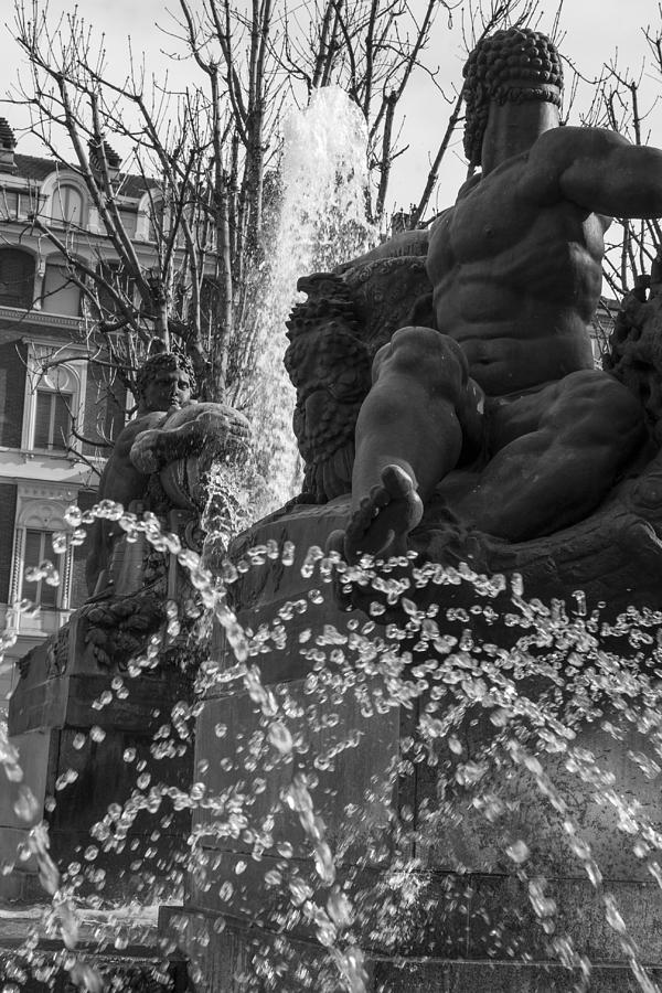 Fontana di Piazza Solferino #2 Photograph by Sonny Marcyan
