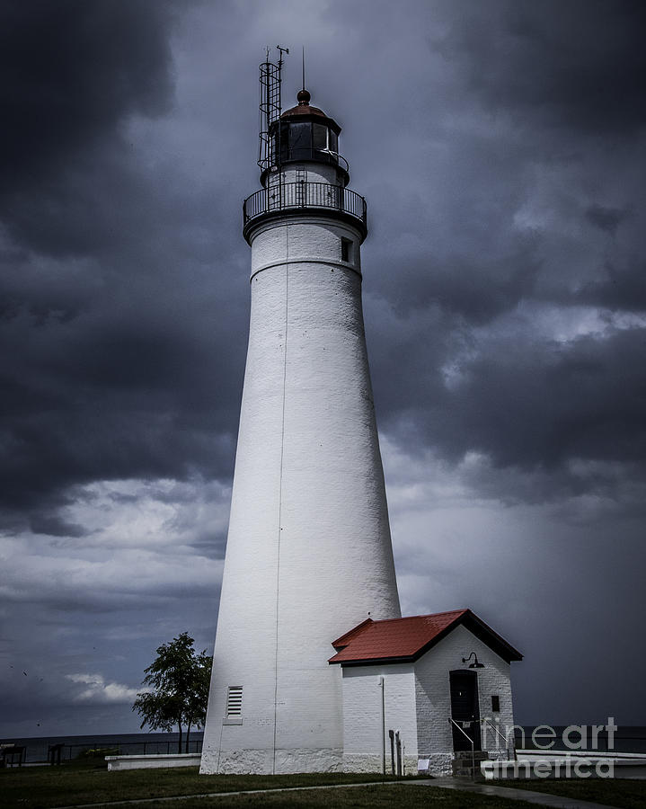 Fort Gratiot Lighthouse #1 Photograph by Ronald Grogan