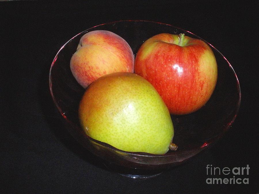 Still Life Photograph - Fruit Bowl #1 by Freda Sbordoni