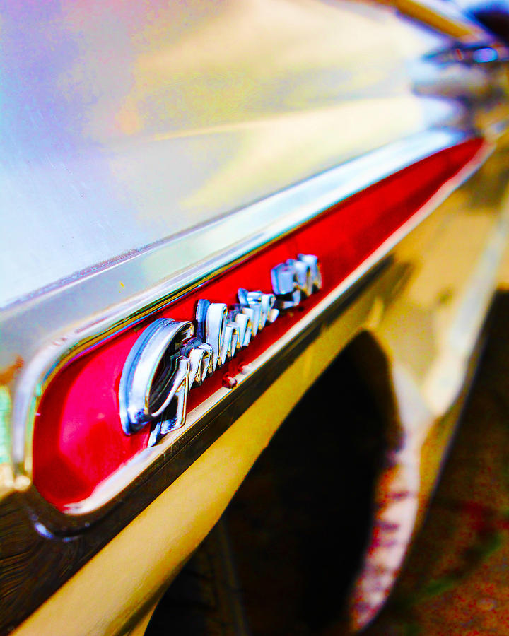 American Classic Cars Photograph - G500 #1 by Digital Kulprits