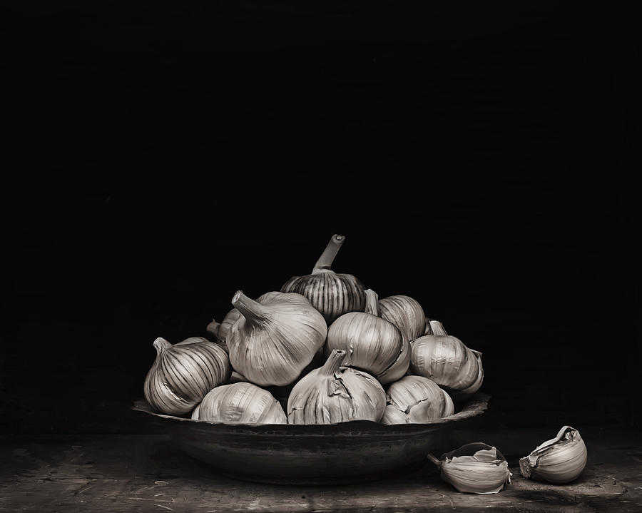 Garlic Photograph by Theresa Tahara