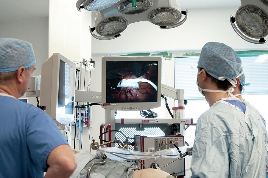 Gastric Band Surgery Photograph by Life In View/science Photo Library