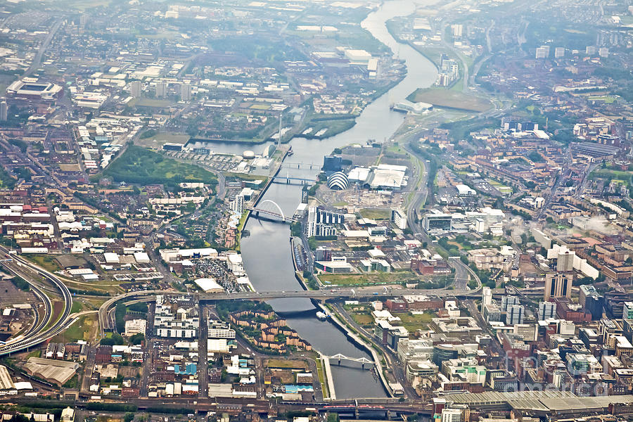 Glasgow Aerial View by Liz Leyden