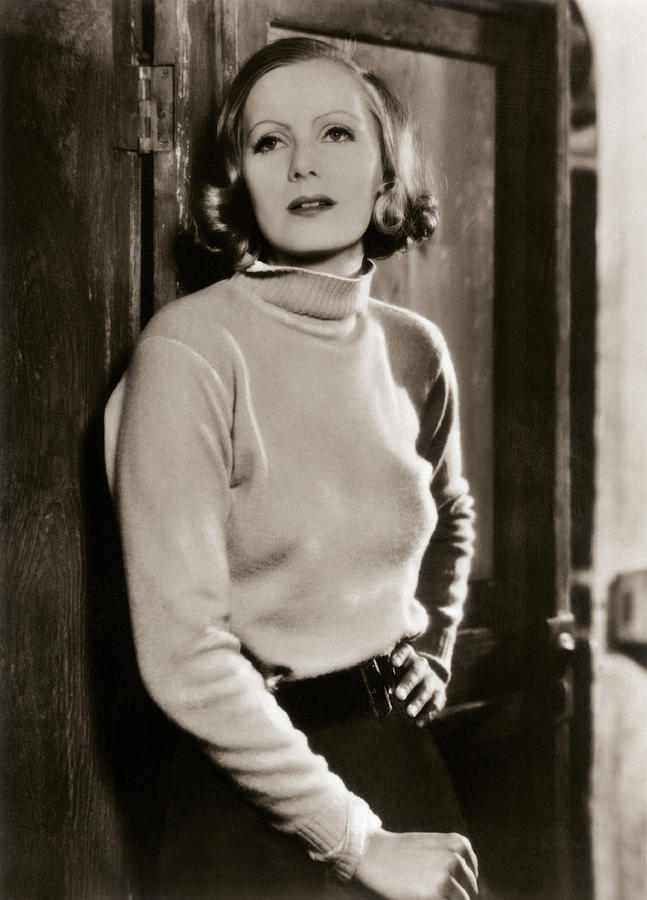 Greta Garbo, Hollywood Movie Star #8 Photograph by Photo Researchers