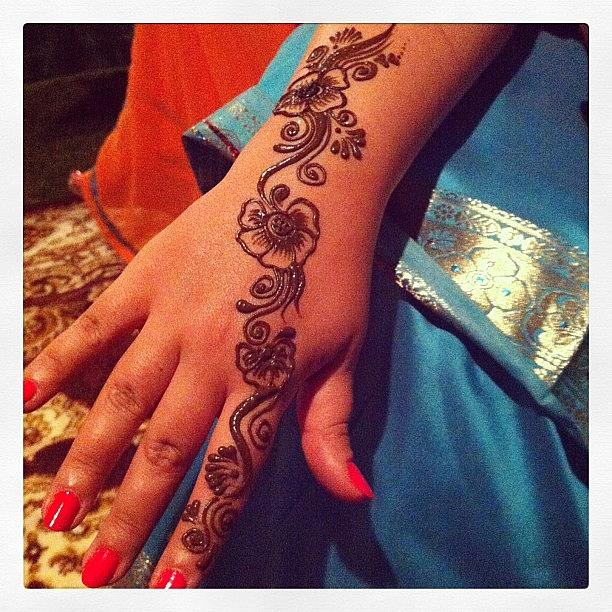 Tattoo Photograph - #henna #tattoo #dubai #1 by Gauher Peerji