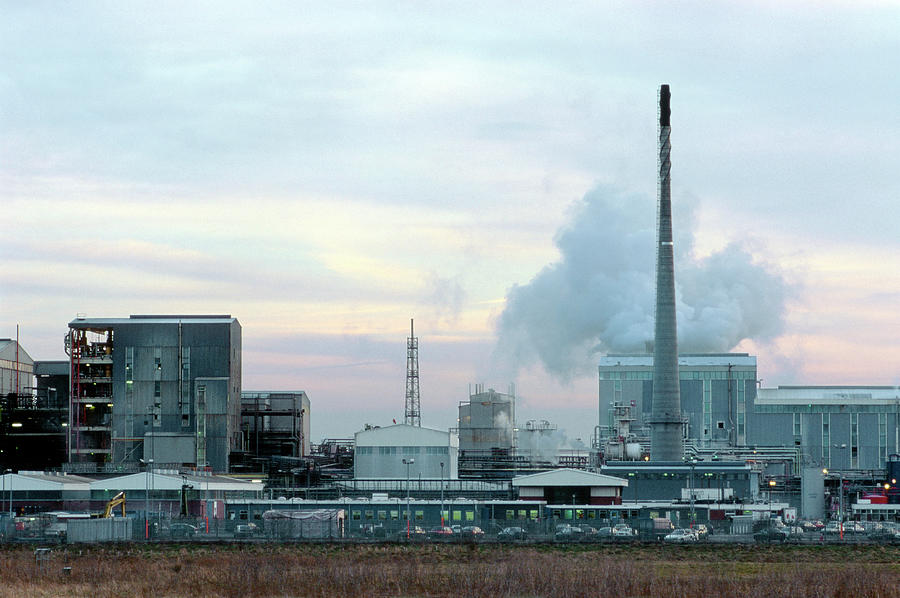 Huntsman Tioxide Chemical Plant Photograph by Robert Brook/science ...