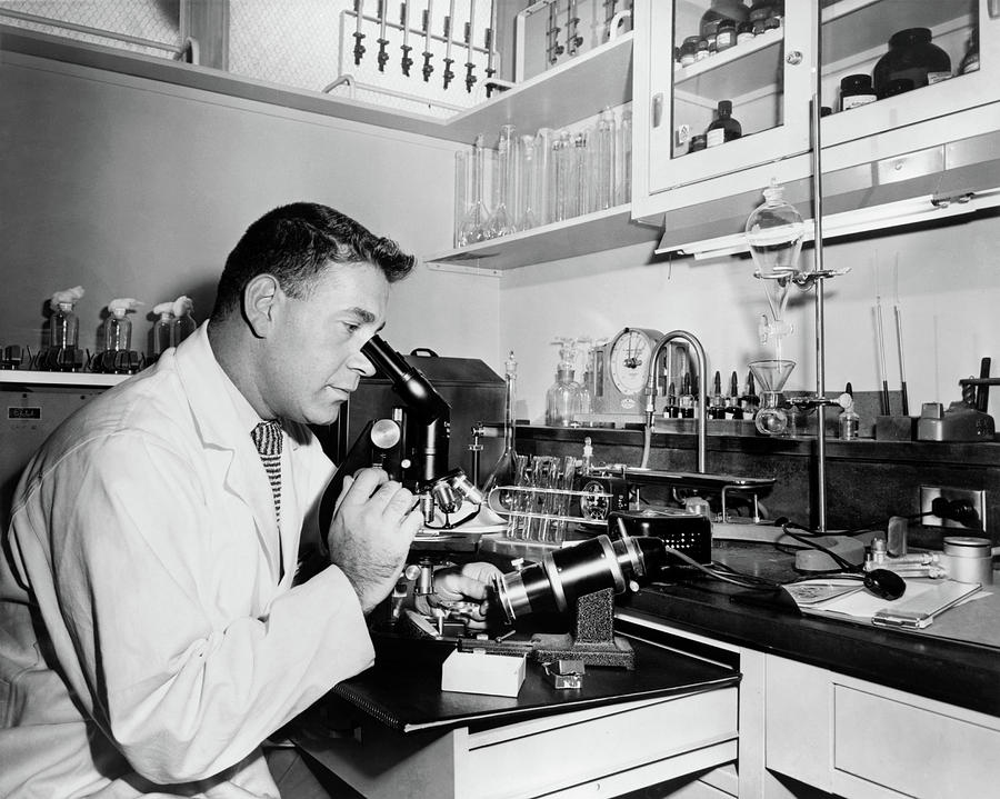 Infertility Clinic, 1956 #1 Photograph by Granger Infertility Clinic, 1956 #1 Photograph by Granger