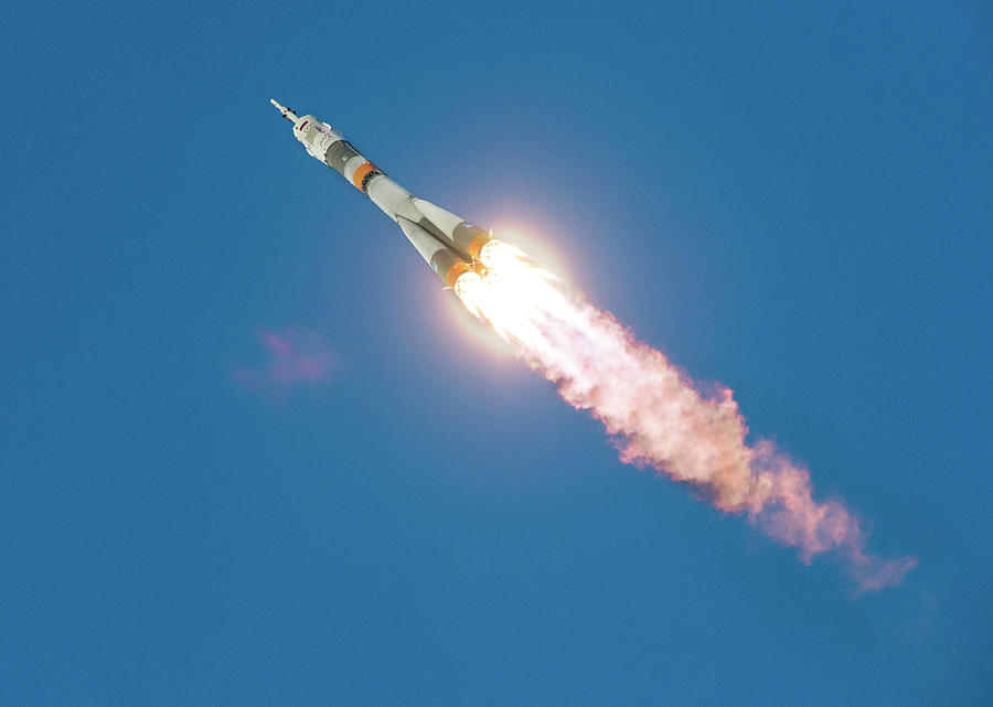 Iss Expedition 46 Launching #1 Photograph by Nasa/joel Kowsky
