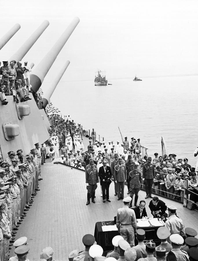 Japanese Surrender Ceremony Photograph by Underwood Archives
