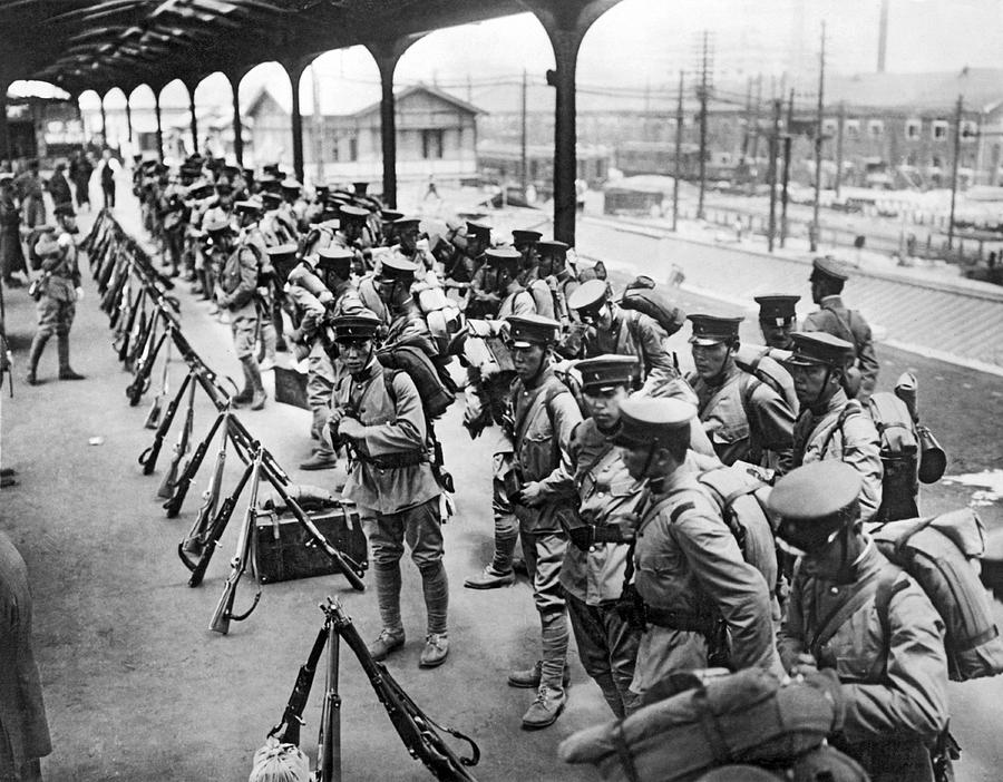 Japanese Troops In Manchuria #1 Photograph by Underwood Archives