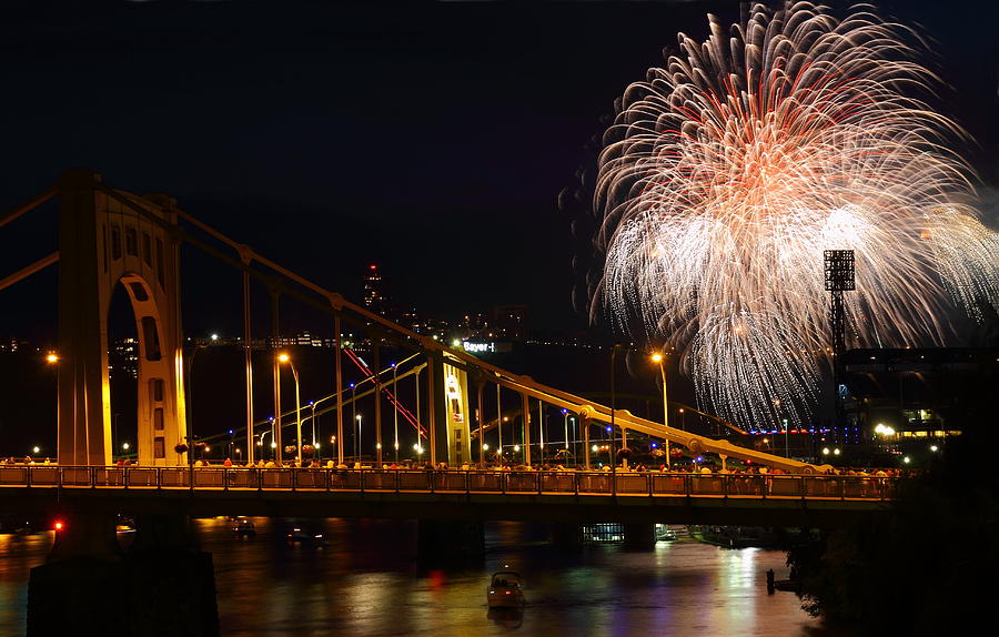 July 4th Fireworks in Pittsburgh #1 Photograph by Jetson Nguyen