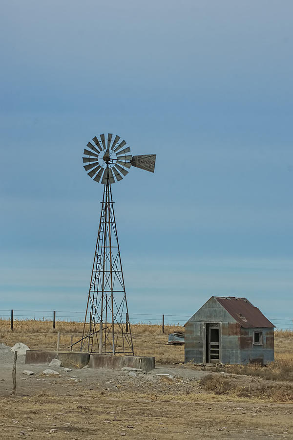 Kansas Windmill #1 Photograph by Alan Hutchins