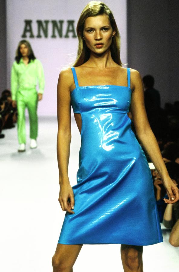 Kate Moss On A Runway For Anna Sui #1 Photograph by Guy Marineau