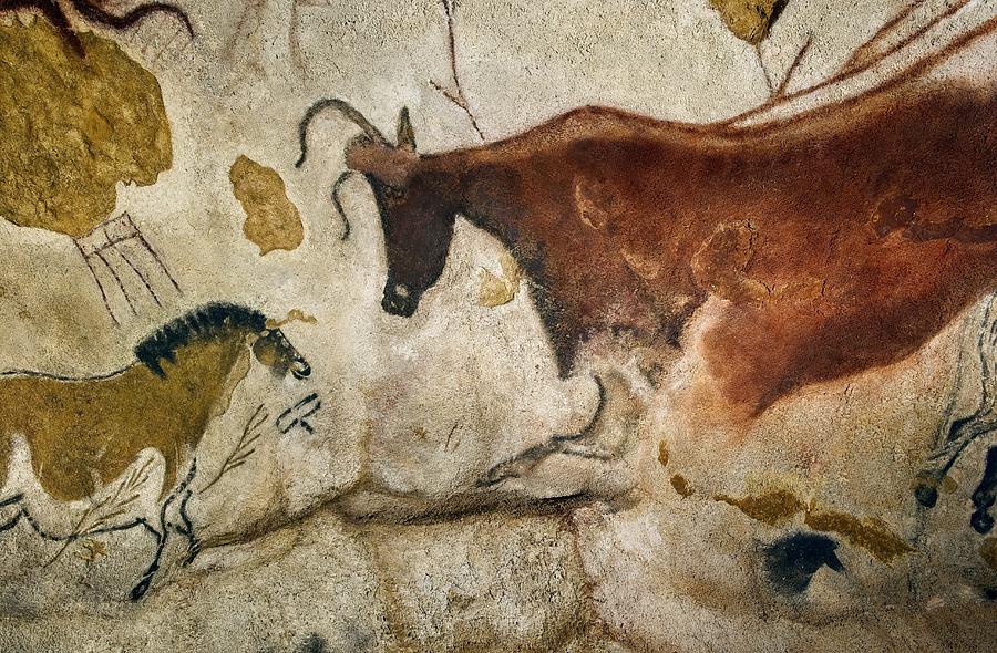 Prehistoric Photograph - Lascaux II cave painting replica #1 by Science Photo Library