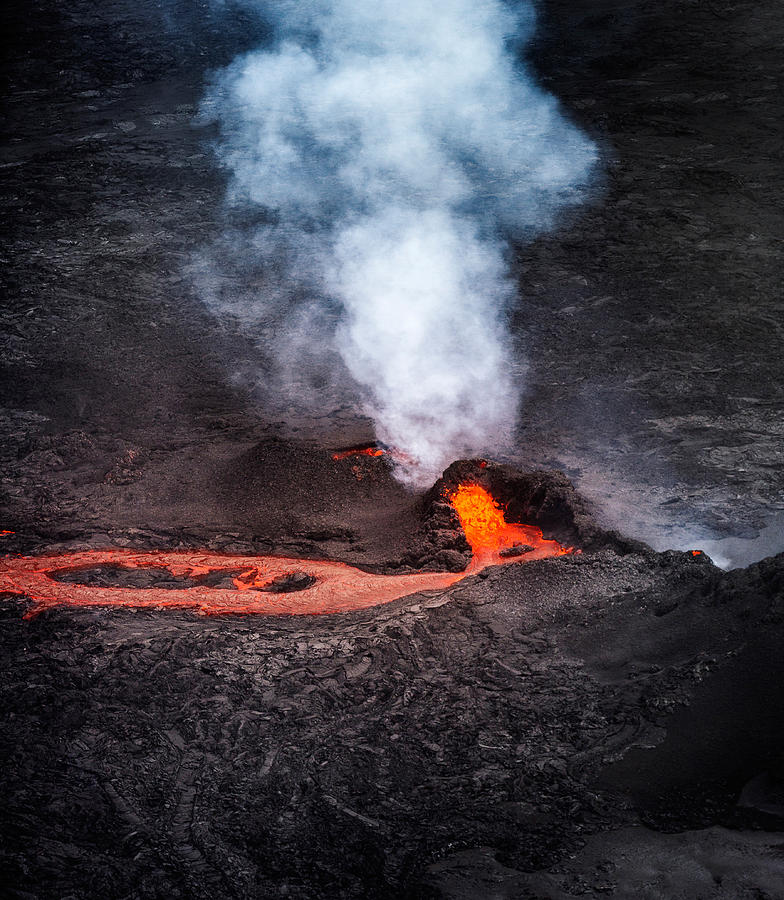 Color Image Photograph - Lava And Plumes From The Holuhraun #1 by Panoramic Images